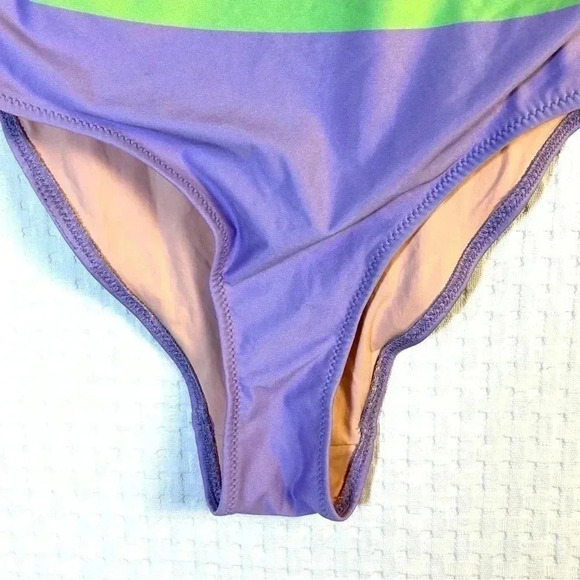 Chubbies Womens Size Small Printed One Piece Swimsuit Lavender Multi - Picture 8 of 10